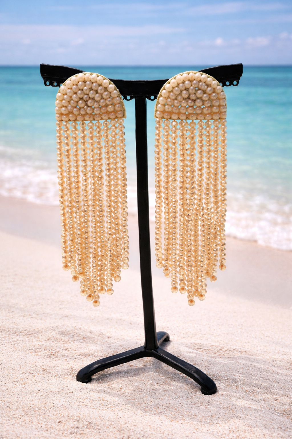 Boucles d’oreilles à clous, perles blanches, modèle long