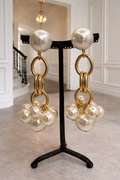 Boucles d’oreilles à clips, acier rhodié or et perles nacrées, modèle long