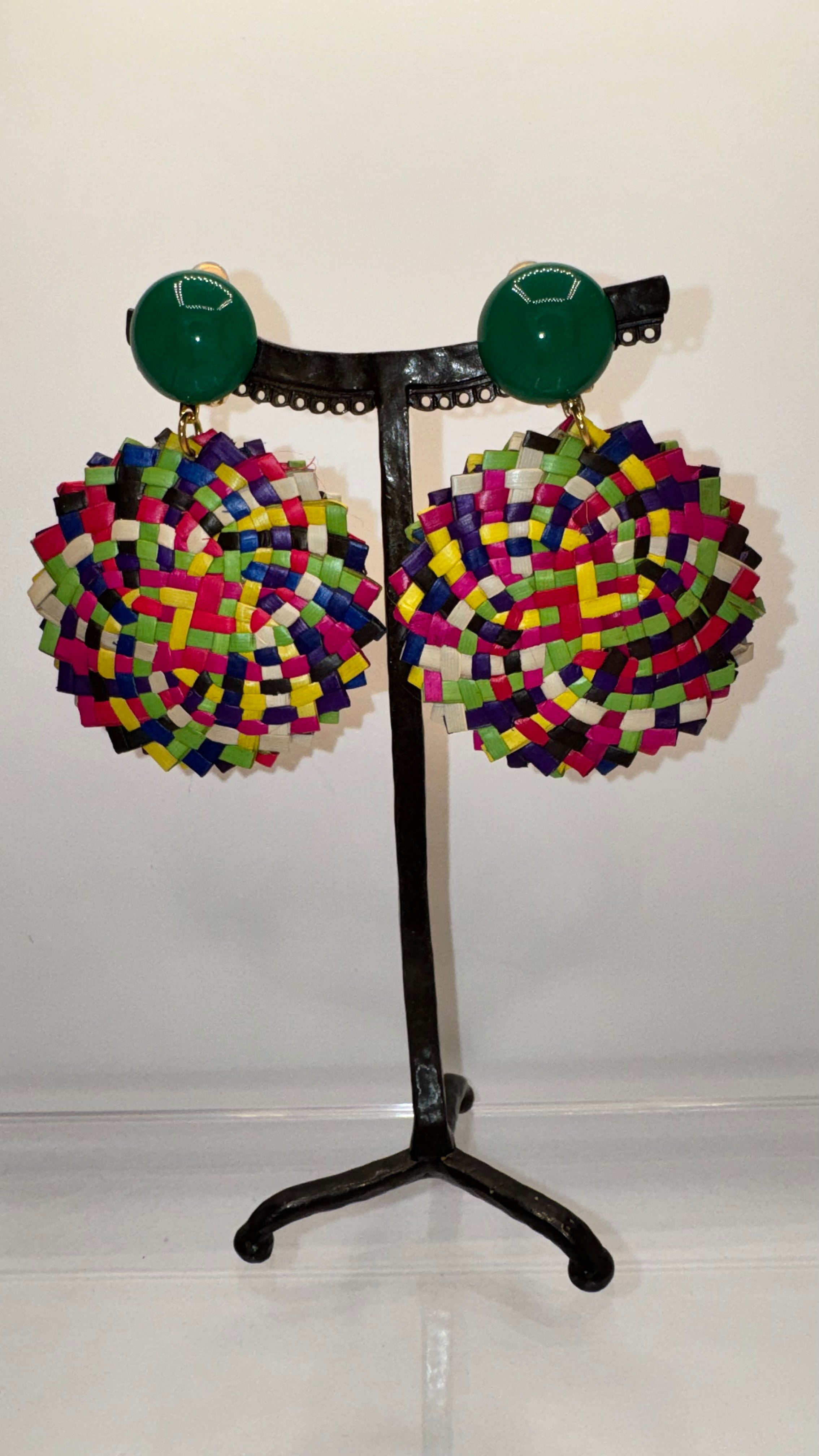 Boucles d’oreilles à clips, raphia, taille moyenne et légère