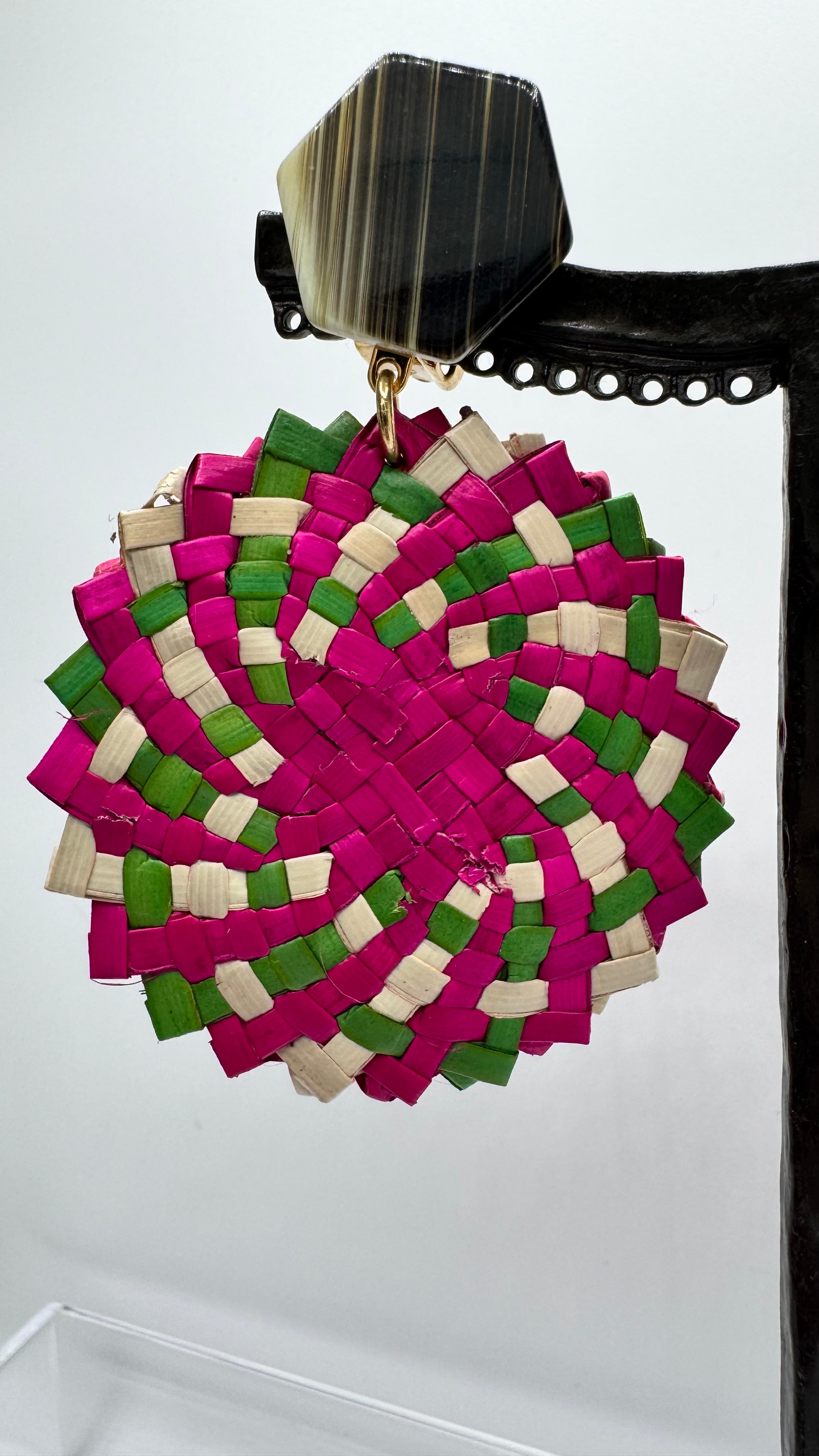 Boucles d’oreilles à clips, raphia, modèle taille moyen, léger