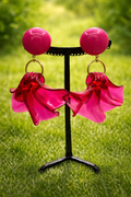 Boucles d’oreilles à clips, résine transparente fushia, modéle Amélia, taille moyenne, légère