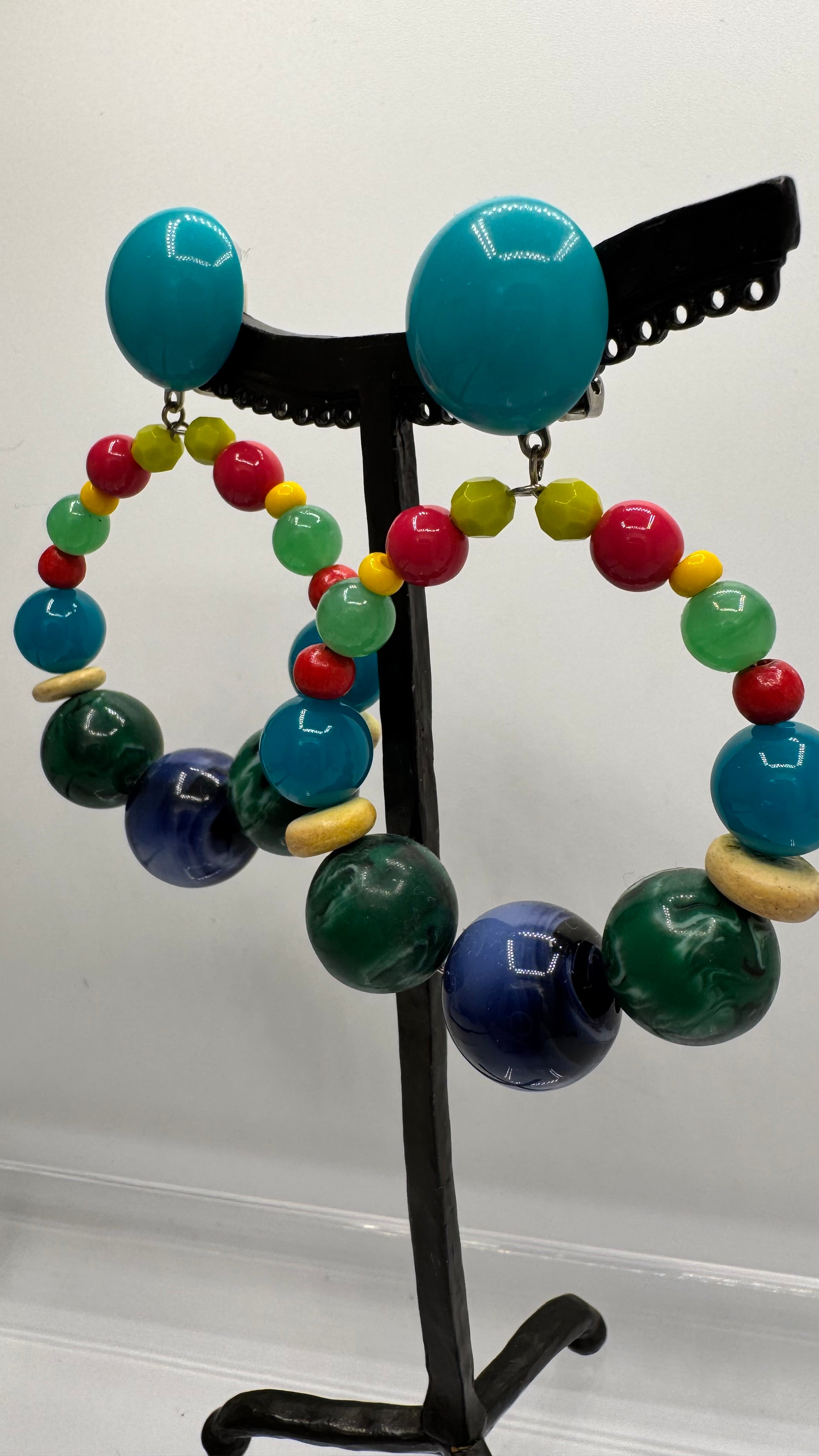 Boucles d’oreilles à clips, résine multicolore, modèle Bastille taille moyen