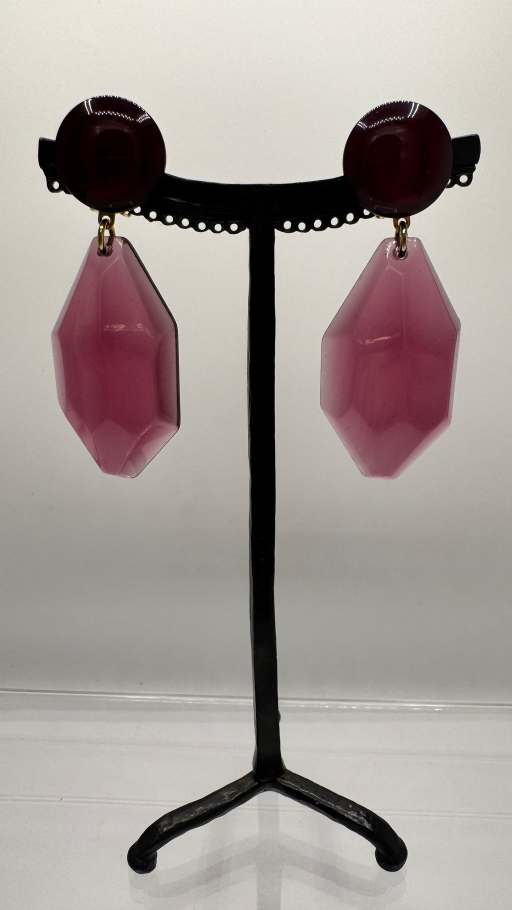 Boucles d’oreilles à clips, résine taille diamant, taille moyen, léger