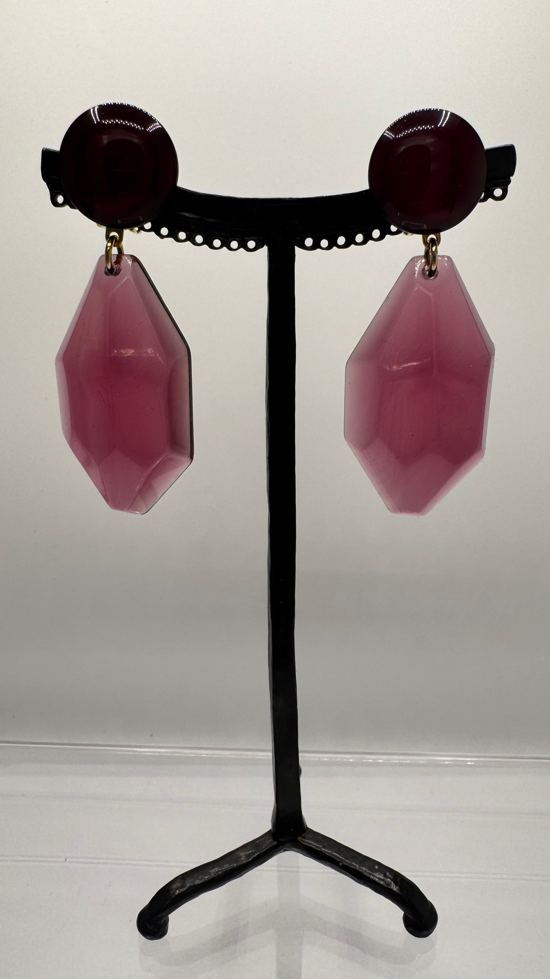 Boucles d’oreilles à clips, résine taille diamant, taille moyen, léger