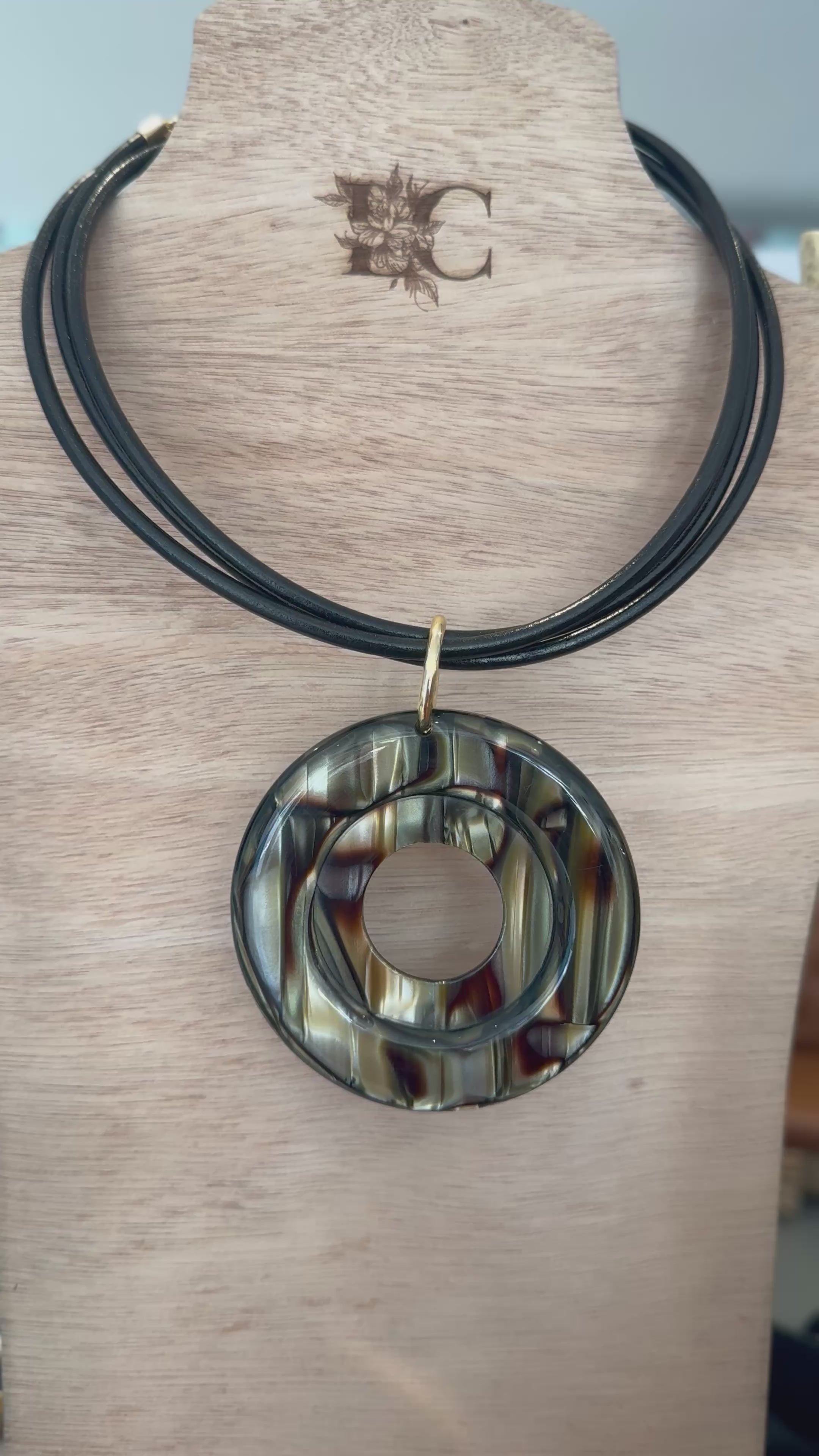Collier torque Francine Bramli Paris